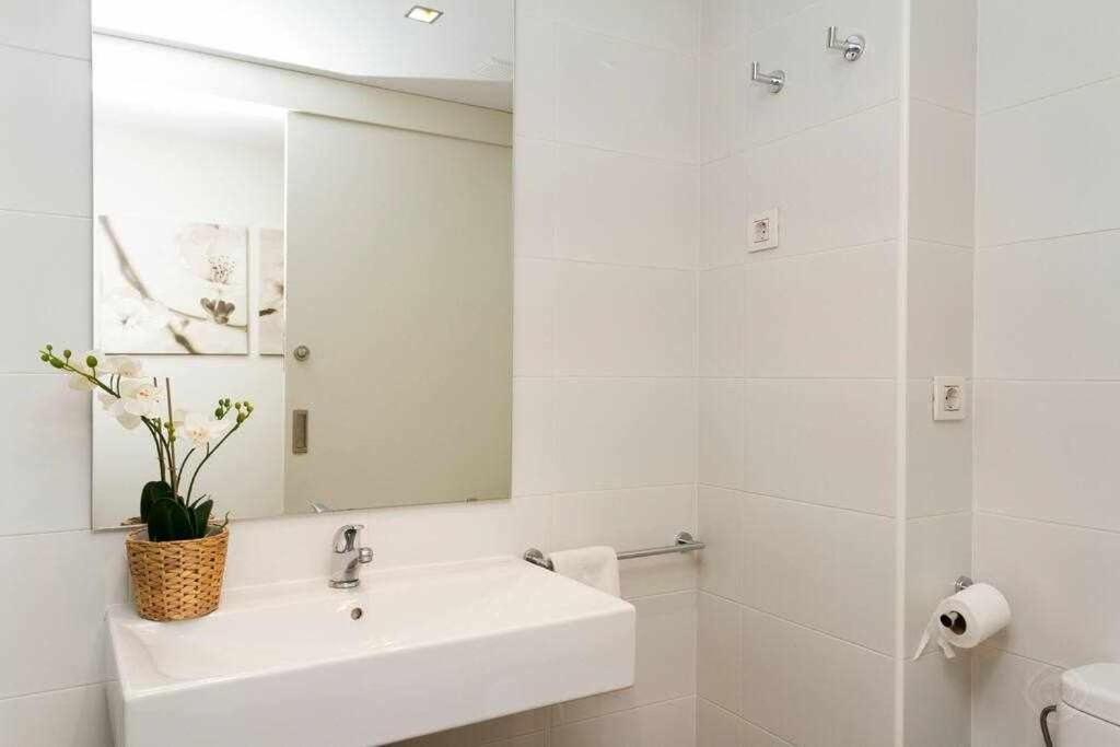 Port VI Apart Centrico Ideal Familias 22 Barcelona Exterior photo
